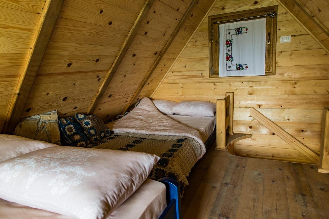 Drvene Kuce Suska - Wooden Houses Suska Zaovine Eksteriør billede