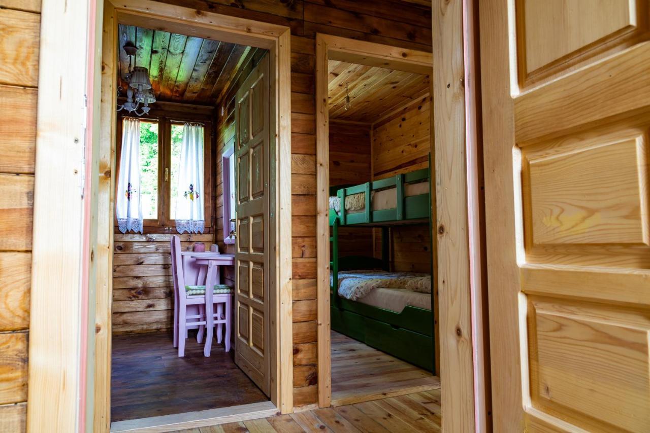 Drvene Kuce Suska - Wooden Houses Suska Zaovine Eksteriør billede